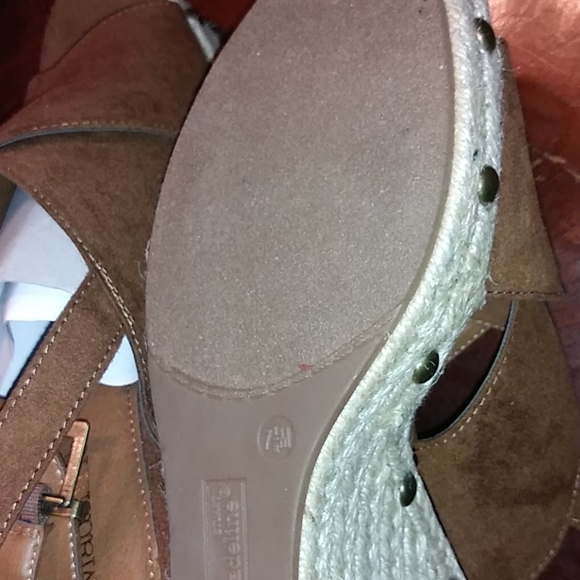 Wedges - Picture 3 of 4